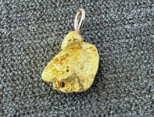 Pépite naturelle en or 22 /