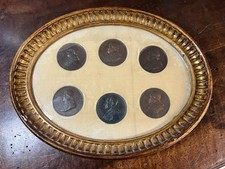 Cadre de 6 Médailles de Papes
