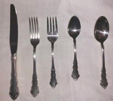 Set De Couverts En Métal Argenté- Reed & Barton - Dresden Rose