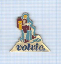 Pin’s Volvic eau minérale la randonnée