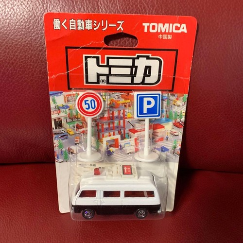 Tomica nissan caravan patrol - nissan,