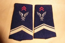 FOURREAUX D'EPAULES SERGENT