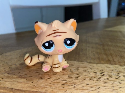 Authentic littlest pet - littlest,