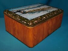 ANCIENNE BOITE EN FER BLANC