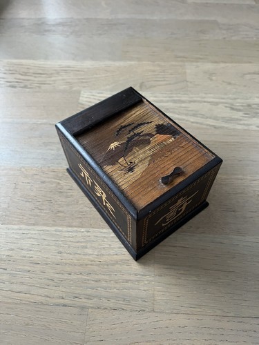 Ancienne boite distributeur - , de