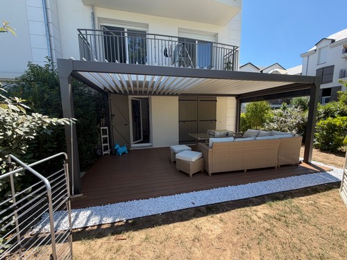 Pergola bioclimatique