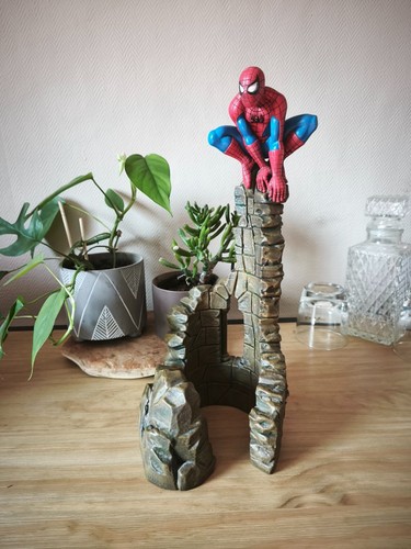 Statue spider man - statue, spider-man