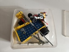 Lot pièces meccano /