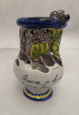 Atypique cruche en barbotine