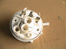 Pressostat lave vaisselle INDESIT - ARISTON  - SCHOLTES