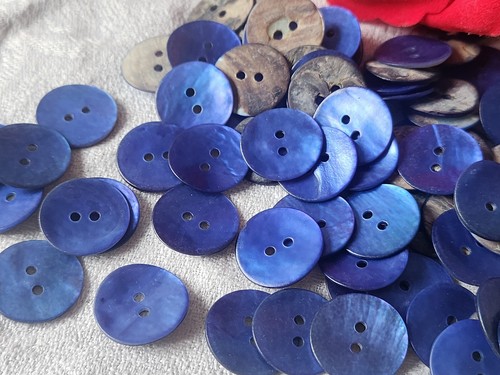 Lot boutons nacre - 16,