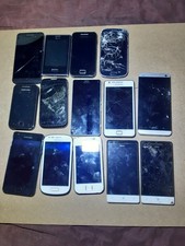 lot 7 téléphones samsung vendu comme HS voire l'annonce