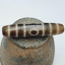 Motif unique 3 yeux ciel terre