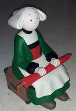 Tirelire Becassine Assise sur une Malle Plastoy 2005