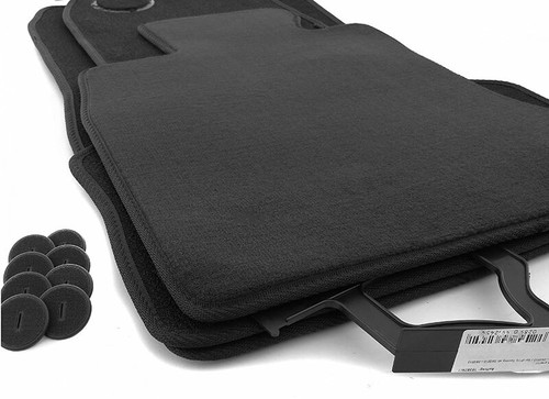 Tapis sol neufs - de,