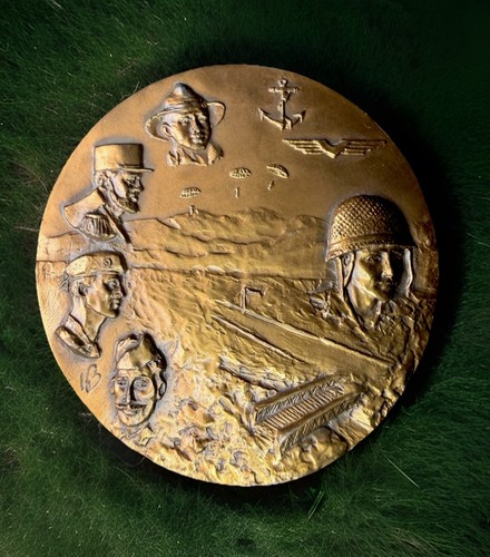 Médaille - , de