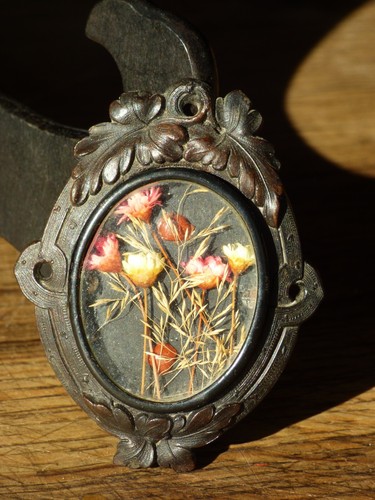 Petite broche gutta - petite, en