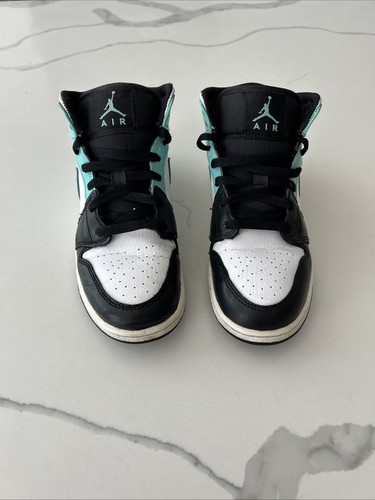 Jordan one tropical twist - one,