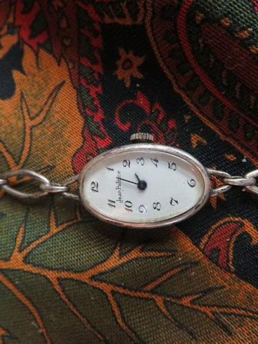 Ancienne montre bracelet ovale - ancienne,
