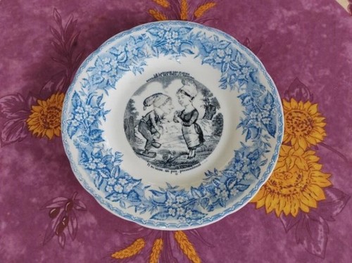 Assiette parlante porcelaine - assiette,