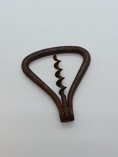 Tire bouchon pliant ancien - ,