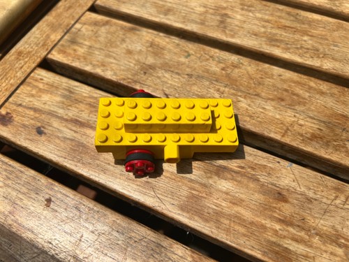 Lego windup motor 1980s - lego,