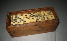 Ancien Jeu de Dominos en Os & Bois ébène Complet