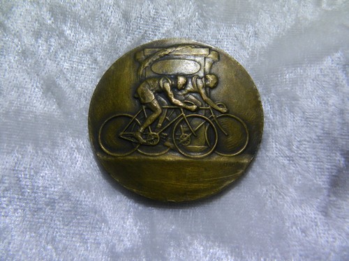 Ancienne médaille bronze - ancienne, en