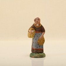 Santons de Provence lavandière.