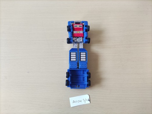 Bandai transformer robot - robot,