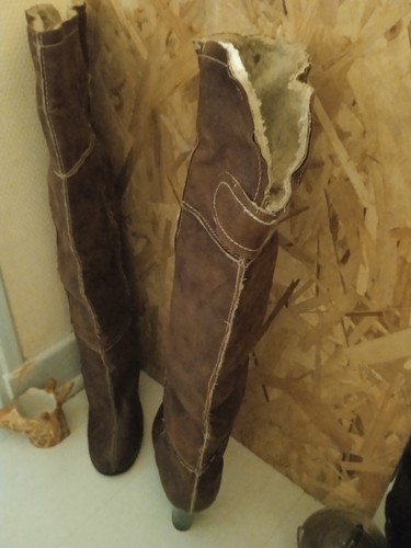 Superbes bottes fourrées - 🎀,