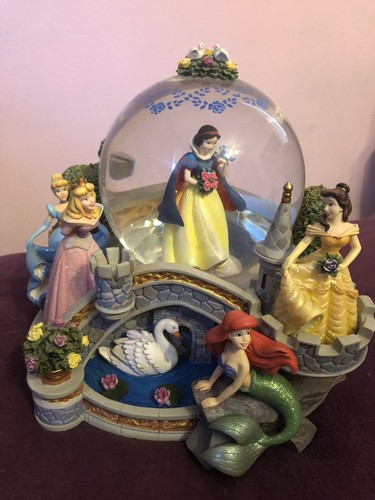 Disney princesses snowglobe - disney,