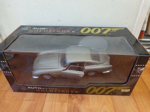 Rare autoart aston martin - rare,