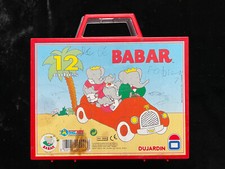 # Boîte de Cubes BABAR -  En plastique - 18,5 x 18,5 x 5 cm - état moyen.