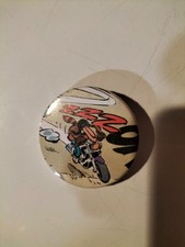 BADGE BROCHE JOE BAR TEAM DIAMETRE 3,5 CM (AQ237)