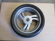 Roue arrière avec pneu très