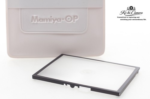 Mint case mamiya 645 - [mint, w/case]