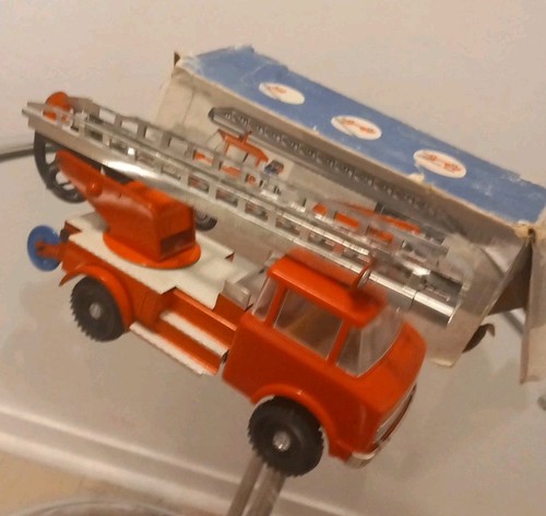 Camion pompier michael siedel - camion,