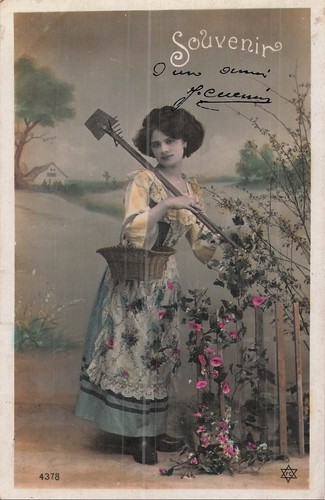 Souvenir jardiniere - souvenir,