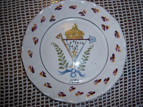 Assiette faience francaise - ,