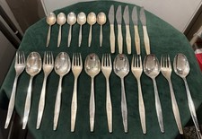 CHRISTOFLE FRANCE MODÈLE ORLY PARTIE DE MÉNAGÈRE COUTEAU CUILLÈRE FOURCHETTE 23p