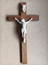Crucifix mural début XXe siècle - Croix chêne Christ en biscuit - Hauteur 39 cm
