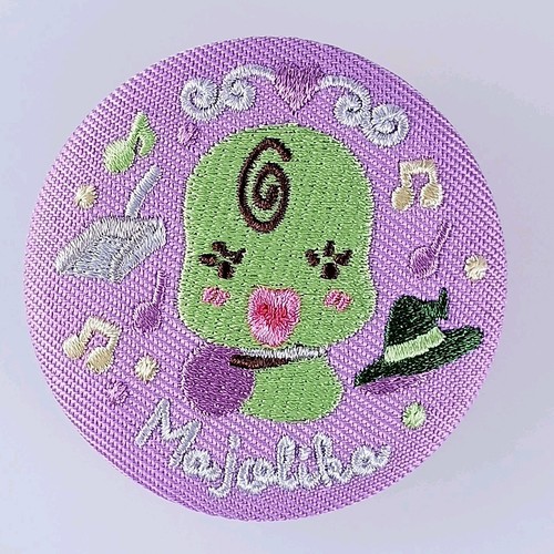 Majo rika badge de - majo,
