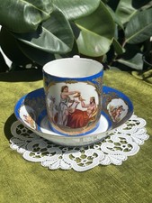 Grande Tasse Et Soucoupe