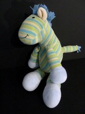 Z6. DOUDOU PELUCHE BABOU ZEBRE CHEVAL BLEU VERT RAYE JAUNE ECRU RAYURE 35cm TTBE