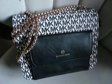 JOLI SAC PORTE EPAULE OU MAIN M.KORS