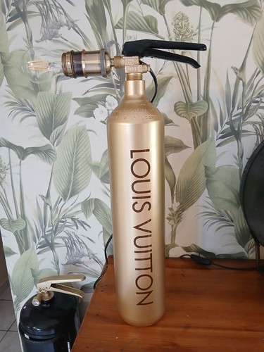 Louis vuitton siphon - "louis, type