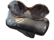 Tres Belle Et Authentique Lunettes Soleil Marron Chanel Boîte Tbe