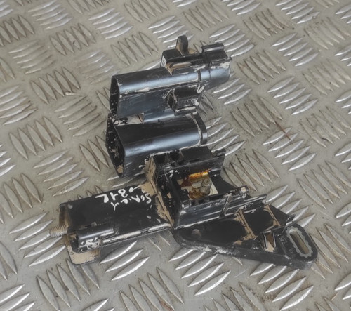 Boitier fusible bmw serie 1 - -,