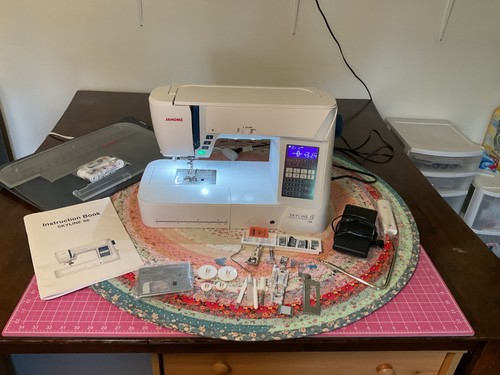 Janome skyline sewing - janome,